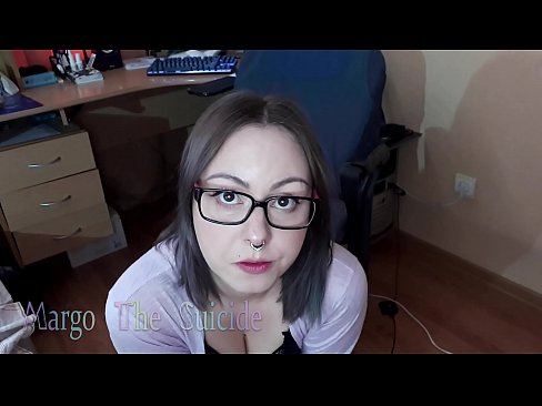 ❤️ Girl Sexy bi Nuċċali Sucks Dildo Profondament fuq il-Kamera ❤ Video tal-ħakk lilna ❤