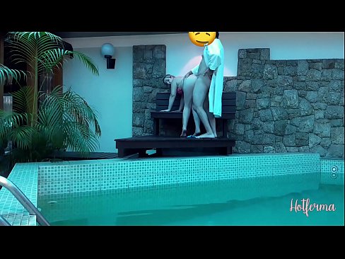 ❤️ Boss jistieden maid għall-pool, iżda ma setgħetx tirreżisti sħun ❤ Video tal-ħakk lilna ❤